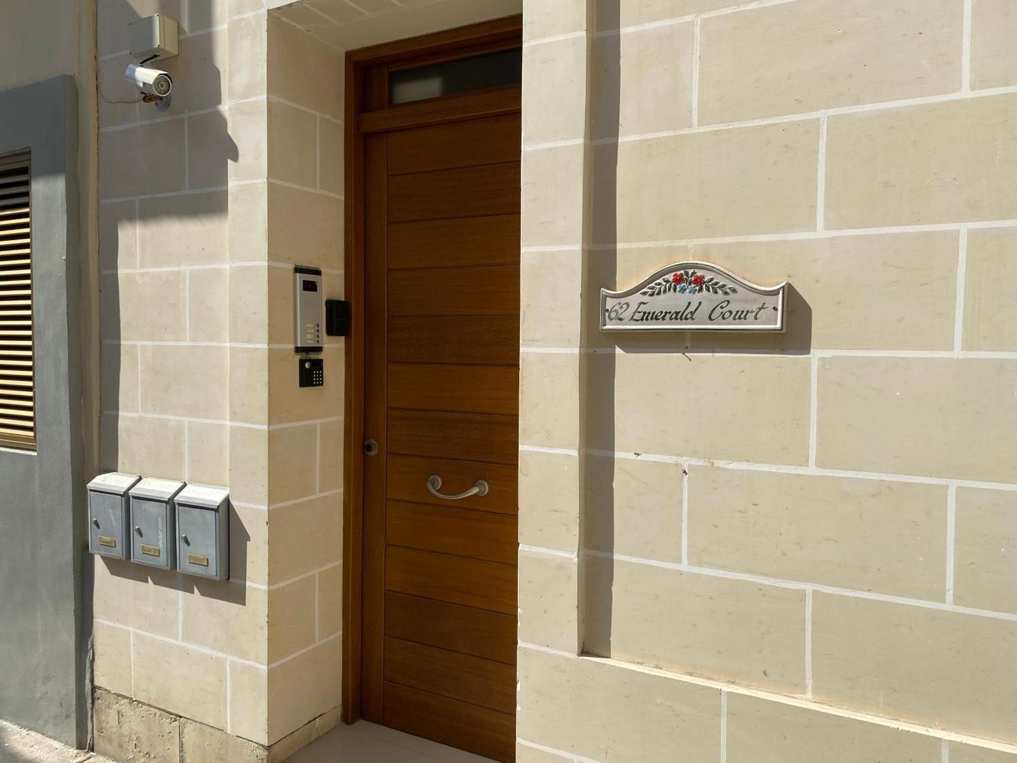 Emerald Court - Radiant Sliema Apartments & Penthouse By Shortletsmalta Esterno foto